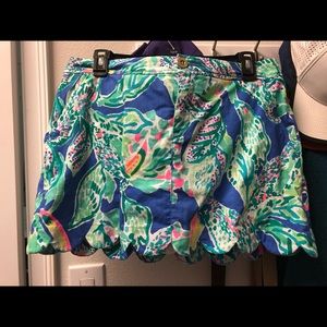 Lilly Pulitzer skort size 10